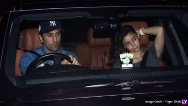 Ranbir Kapoor-Alia Bhatt pay visit to Sanjay Dutt: लंग कैंसर से जूझ रहे संजय दत्त से मिलने पहुंचे रणबीर कपूर-आलिया भट्ट, देखें Photos