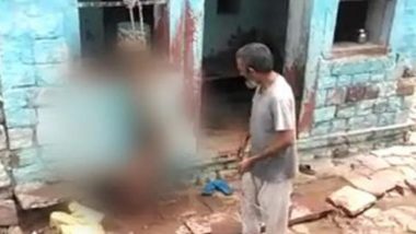 10 Yr Old Boy Beaten Up By Father in Agra: आगरा में बाप ने नाबालिग बेटे को खिड़की से उल्टा लटकाकर की पिटाई, पुलिस दर्ज किया मामाल, VIDEO हुआ वायरल