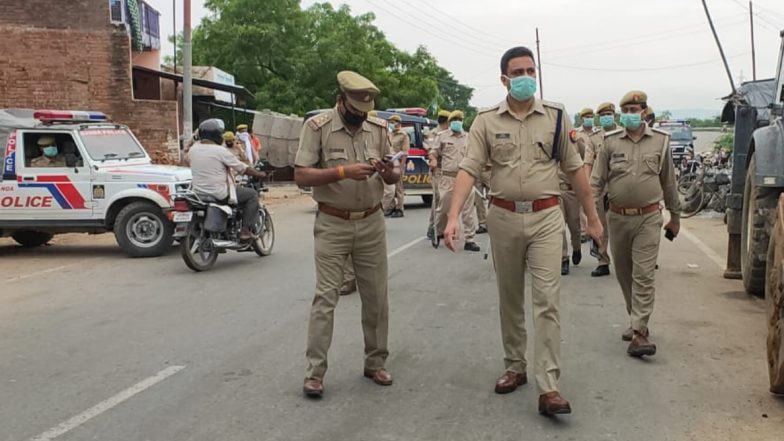 Noida: लिफ्ट देने के बहाने लूटपाट करने के आरोपियों से पुलिस की मुठभेड़, दो बदमाशों को लगी गोली