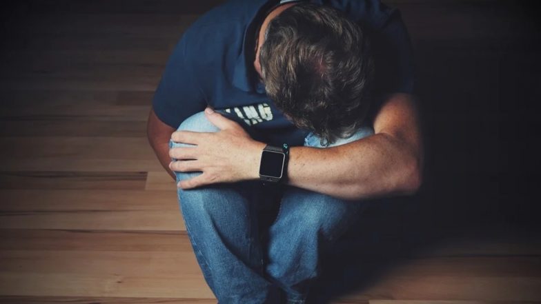 Bipolar Disorder: बाइपोलर डिसऑर्डर क्या है? आखिर क्यों इससे पीड़ित रोगी का बार-बार बदलता है मूड, जानें इस रोग के लक्षण और बचाव के तरीके