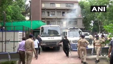 Ahmedabad COVID Hospital Fire: अहमदाबाद के श्रेय अस्पताल में आग लगने से 8 की मौत, पीएम मोदी ने हादसे पर जताया दुख; मुआवजे का किया ऐलान