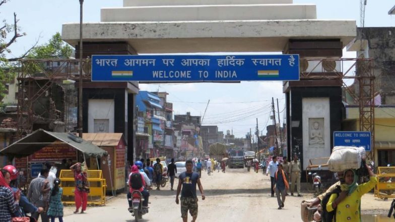 उत्तर प्रदेश: बहनों की जिद के आगे झुके भारत और नेपाल सरकार, कुछ समय के लिए खोली सरहद