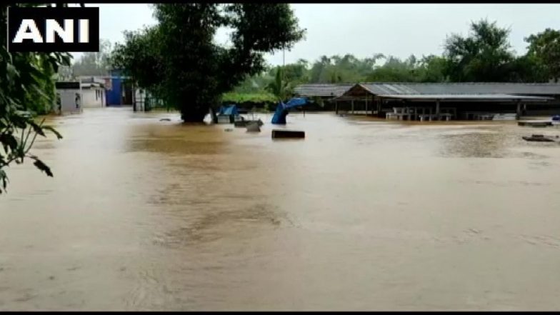 Uttar Pradesh: नदियों के उफान को देखते हुए 16 जिलों में बाढ़ अलर्ट
