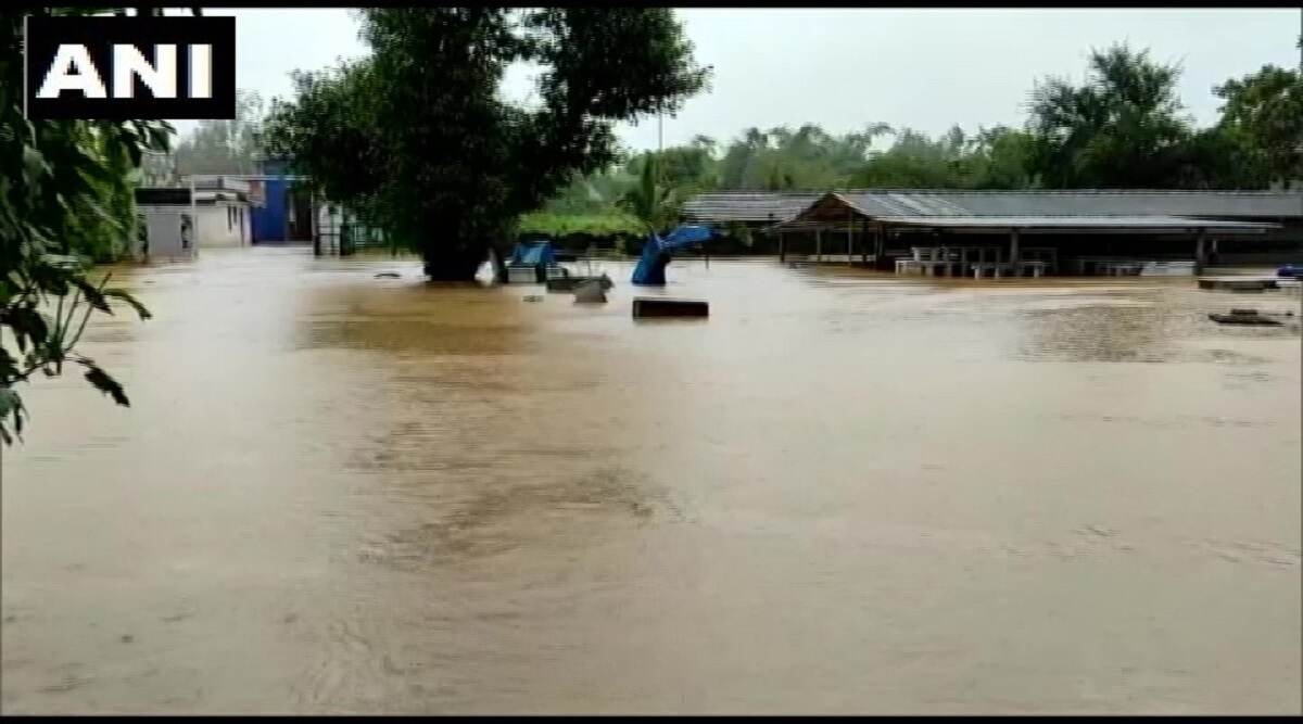 Kerala Weather Forcast: केरल में भारी बारिश से हालात खराब, मौसम विभाग ने इन जिलों के जारी किया रेड अलर्ट