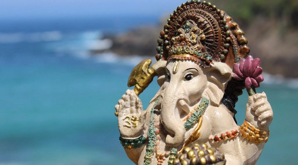 मुंबई में समुद्र से एक और शव बरामद, मृतक संख्या तीन हुई