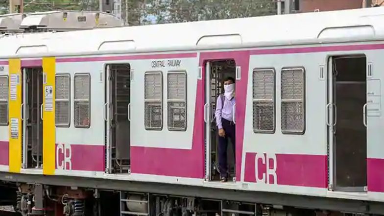 Mumbai Electric Supply Failure: बिजली आपूर्ति ठप होने से लोकल ट्रेन सेवाएं, यात्री प्रभावित