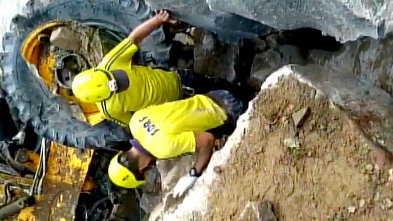 Two People Died on Rishikesh-Badrinath Highway: ऋषिकेश-बद्रीनाथ हाईवे पर भूस्खलन की चपेट में आने से दो की मौत