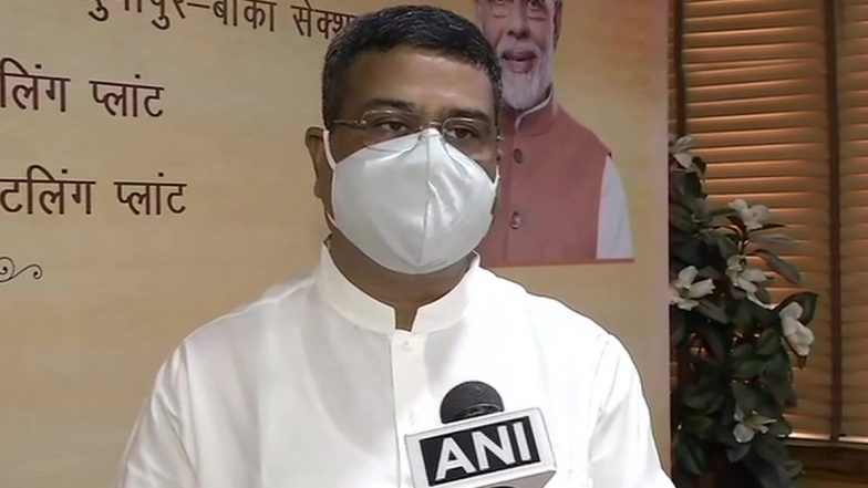 Bihar Assembly Election 2020: धर्मेंद्र प्रधान बोले-बिहार में बढ़ा एलपीजी का कनेक्शन, निरंतर सप्लाई सबसे अधिक जरूरी