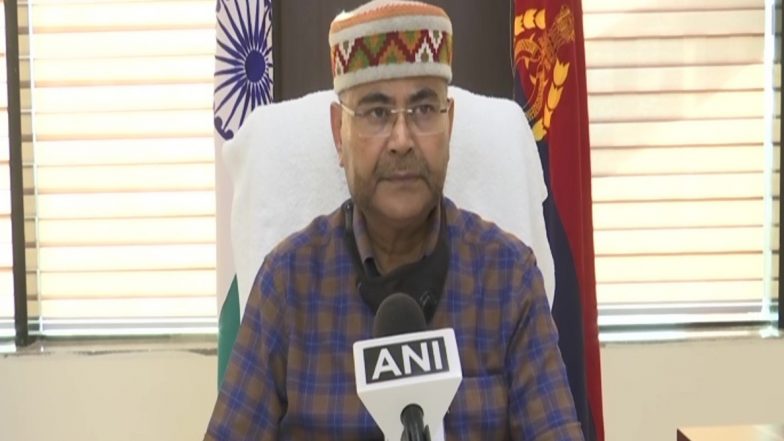 Hathras Gangrape Case: यूपी के एडीजी प्रशांत कुमार फिर बोले- फोरेंसिक रिपोर्ट के अनुसार गर्दन की चोट के कारण हुई हाथरस पीड़िता की मौत, उसके साथ नहीं हुआ रेप