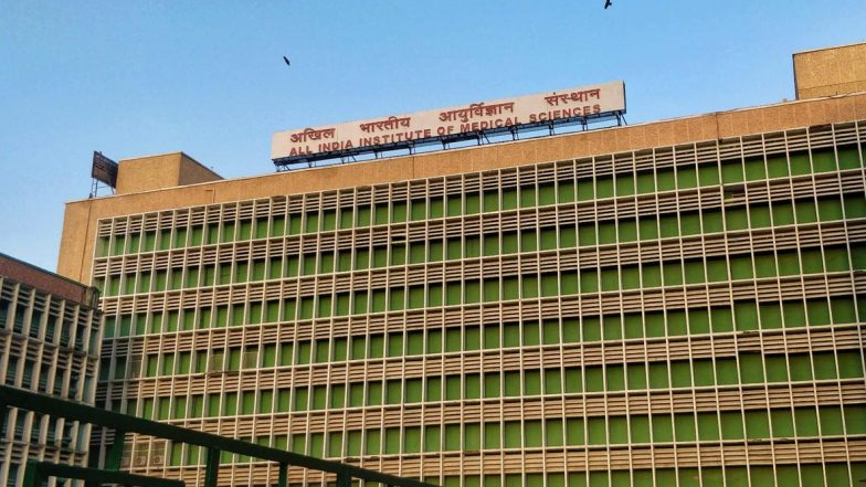 Rape Case: एम्स का डॉक्टर अब भी फरार, रेप का केस दर्ज