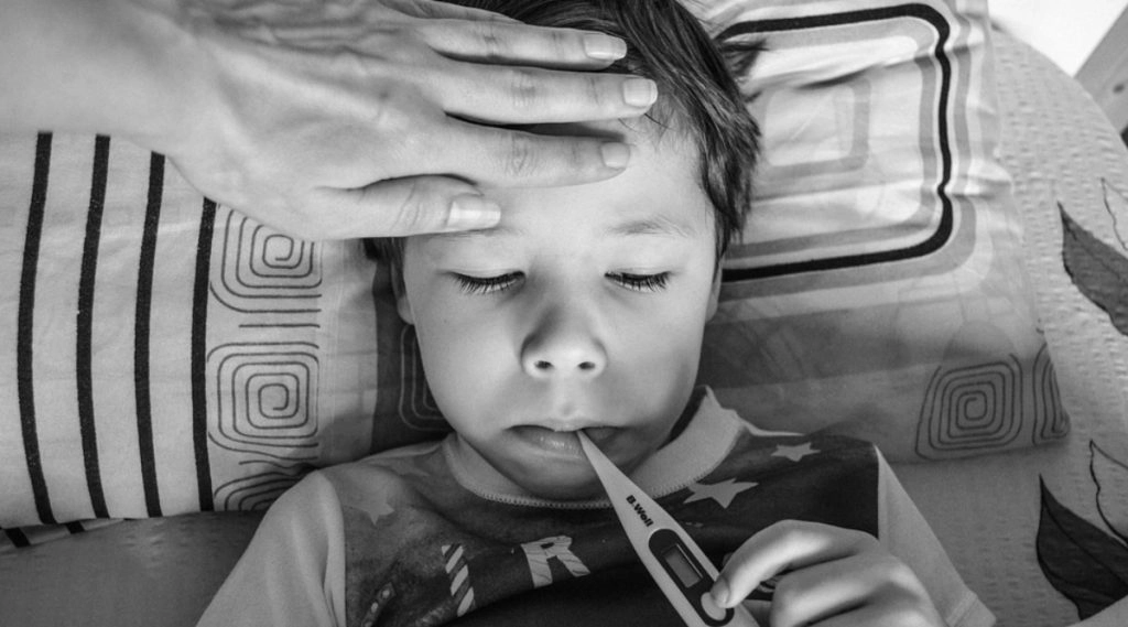 यूपी के फिरोजाबाद में 12 हजार से ज्यादा लोग वायरल फीवर की चपेट में