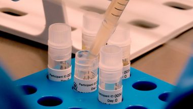 Brazil: ऑक्सफर्ड-AstraZeneca की COVID-19 Vaccine ट्रायल के वॉलंटिअर की मौत, परीक्षण जारी रहेगा