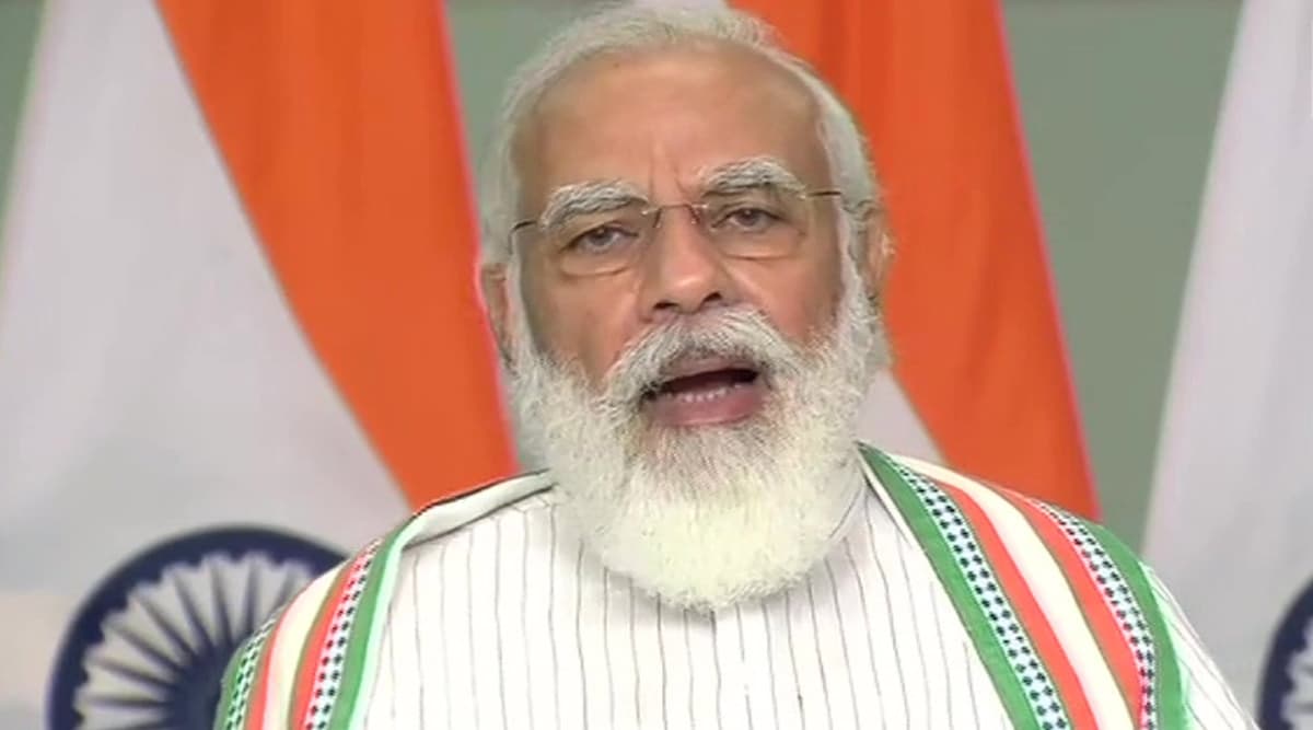 Teachers’ Day 2020: प्रधानमंत्री नरेंद्र मोदी ने राष्ट्र निर्माण में की शिक्षकों के योगदान की सराहना, ट्वीट कर Teacher's Day की दी शुभकामनाएं
