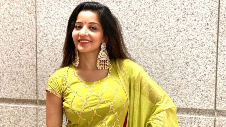 Bhojpuri Actress Monalisa Photos: भोजपुरी एक्ट्रेस मोनालिसा ने सूट पहनकर फैंस के दिलों पर गिराई बिजली, खूबसूरत फोटोज हुई वायरल