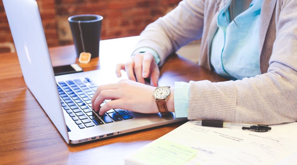 महामारी के दौरान ऑनलाइन सचेतन प्रशिक्षण कर सकता है छात्रों की मदद