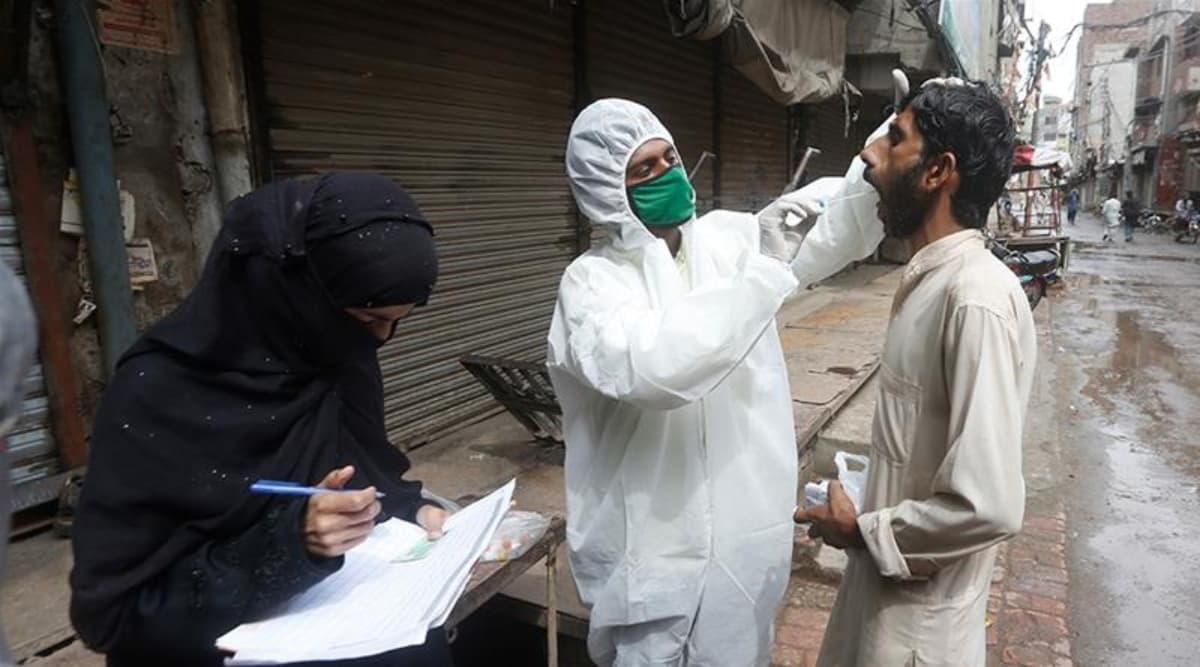 Coronavirus Cases in Pakistan: पाकिस्तान में COVID19 के 441 नए मामले आए सामनें, अब तक 6,365 संक्रमित मरीजों की हुई मौत