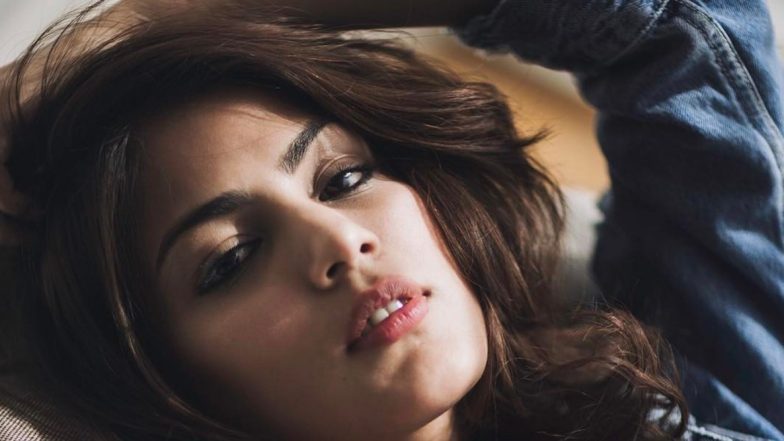 Aryan Khan के ड्रग मामले के बीच रिया चक्रवर्ती ने पोस्ट किया