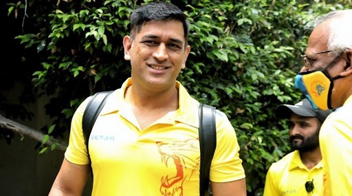 CSK vs SRH 14th IPL Match 2020: सनराइजर्स हैदराबाद के खिलाफ मैदान में उतरते ही Dhoni ने रचा इतिहास