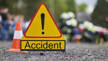 Uttar Pradesh Road Accident: गाजियाबाद में ट्रैक्टर-टॉली से कुचलकर बच्ची की मौत, लोगों ने किया प्रदर्शन