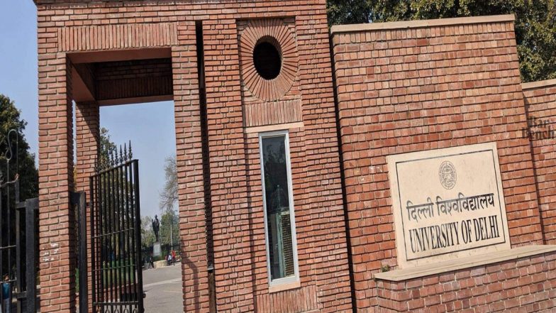 Delhi University Admission Open: दिल्ली विश्वविद्यालय में एमफिल और पीएचडी की एडमिशन प्रक्रिया शुरू
