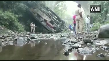 महाराष्ट्र: नंदुरबार के खामचौंदर गांव के पास खाई में गिरी बस, दुर्घटना में 5 की मौत; लगभग 35 यात्री घायल