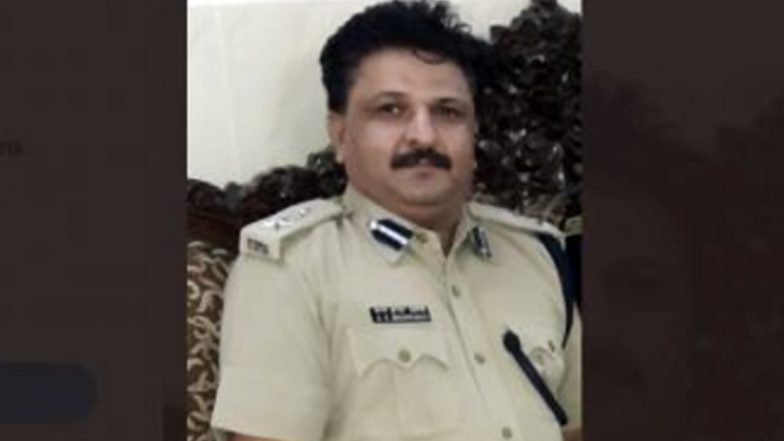 Fake IPS Officer Arrested by Mumbai Police: मुंबई पुलिस ने बेंगलुरु से फेक IPS ऑफिसर को किया गिरफ्तार, सूरत के बिजनेस मैन से वसूले थे 15 लाख रूपये