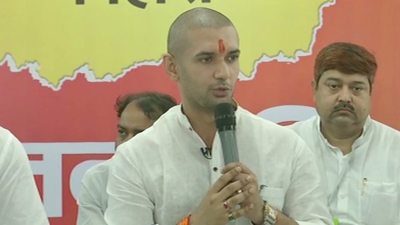 Bihar Assembly Election 2020: चिराग पासवान का नीतीश कुमार बड़ा हमला, कहा-पिछले 5 साल में जो विकास की गंगा आपने बहाई है उसको बताए, 3 वर्ष में होने वाली BA की डिग्री अब 5 साल में मिलती है