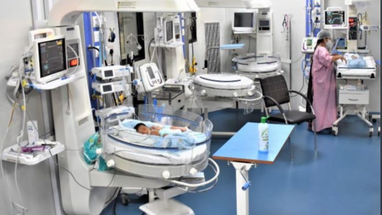COVID-19 पॉजिटिव महिला ने रायपुर के AIIMS अस्पताल में 3 बच्चों को दिया जन्म, नवजात शिशुओं की पहली कोरोना रिपोर्ट आई निगेटिव