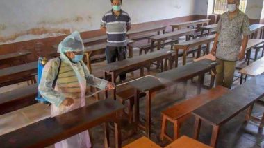 Karnataka: बेंगलुरु के एक बोर्डिंग स्कूल के 60 छात्र कोरोना पॉजिटिव, रविवार को हुआ था जांच