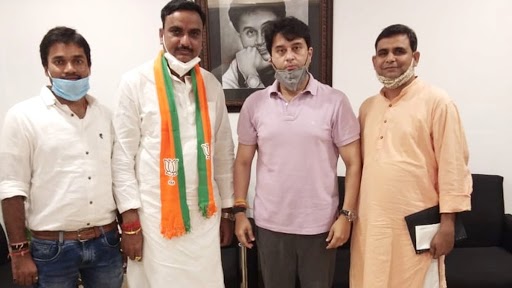 MP Bypolls 2020: कांग्रेस को एक और झटका, राजेंद्र गुर्जर होंगे भाजपा में शामिल