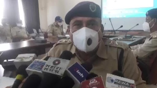 Madhya Pradesh: नाबालिग के साथ 15 साल के लड़के ने की दरिंदगी, आहत लड़की ने खुद को जलाया जिन्दा, हालत गंभीर