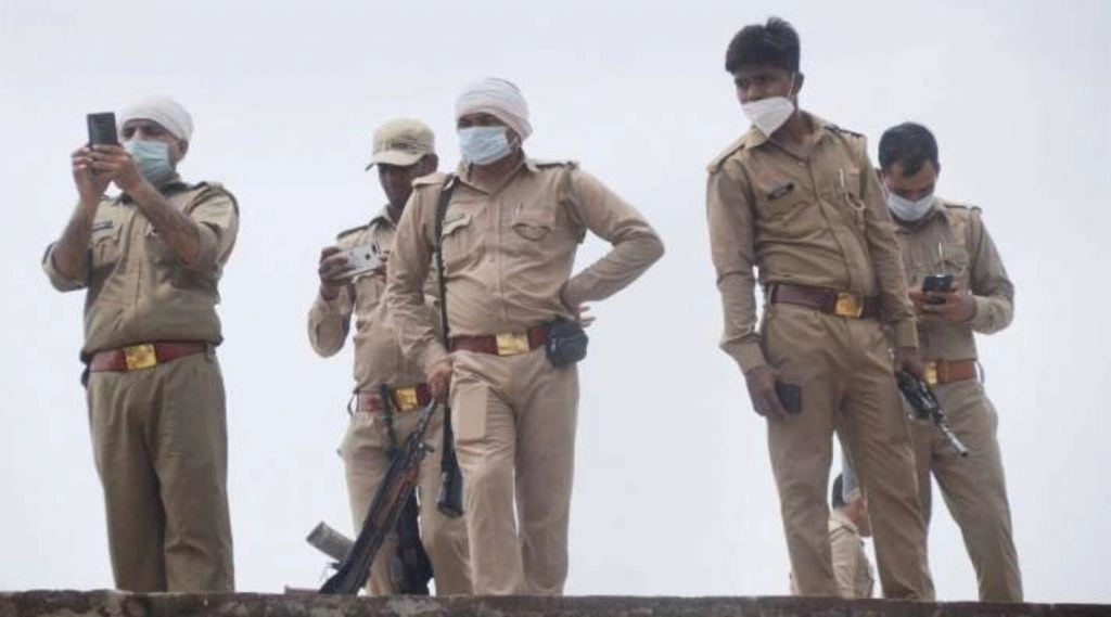 लखनऊ में बदमाशों ने भाजपा सांसद के बेटे को मारी गोली