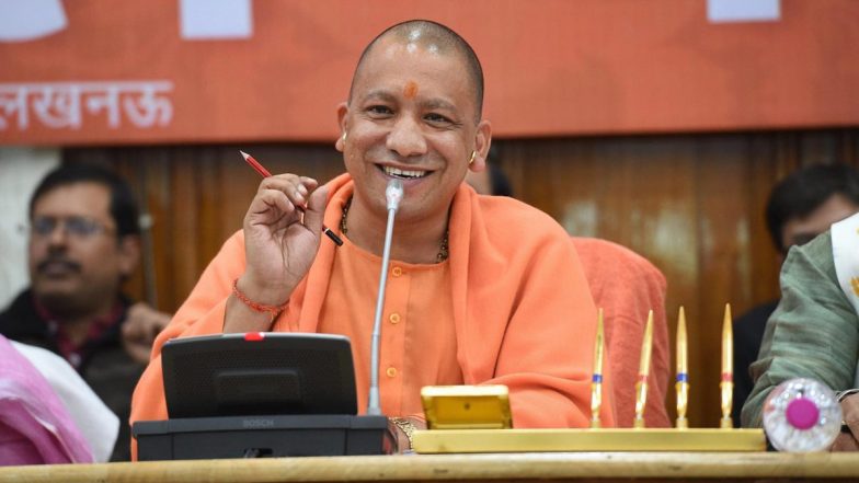 UP: कोरोना काल में त्योहारों के बीच CM Yogi Adityanath ने दिये पूरी सावधानी बरतने के निर्देश
