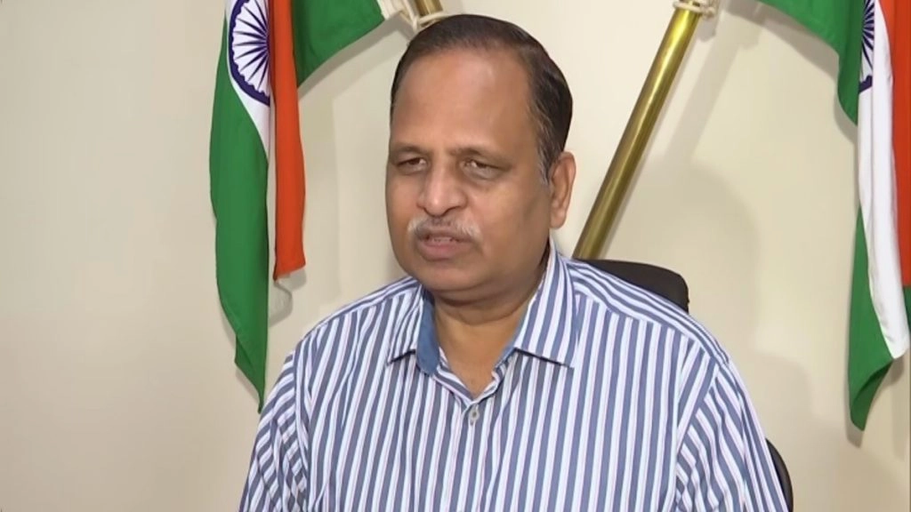 सत्येंद्र जैन ने कहा-दिल्ली की थर्ड वेव पीक अब धीरे-धीरे हो रही है कम, लॉकडाउन की खबरों को खारिज किया