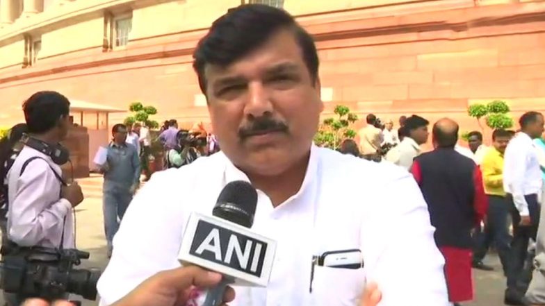UP Zila Panchayat Elections 2021: आप आदमी पार्टी का बड़ा ऐलान, यूपी की सभी जिला पंचायत सीटों पर लड़ेगी चुनाव