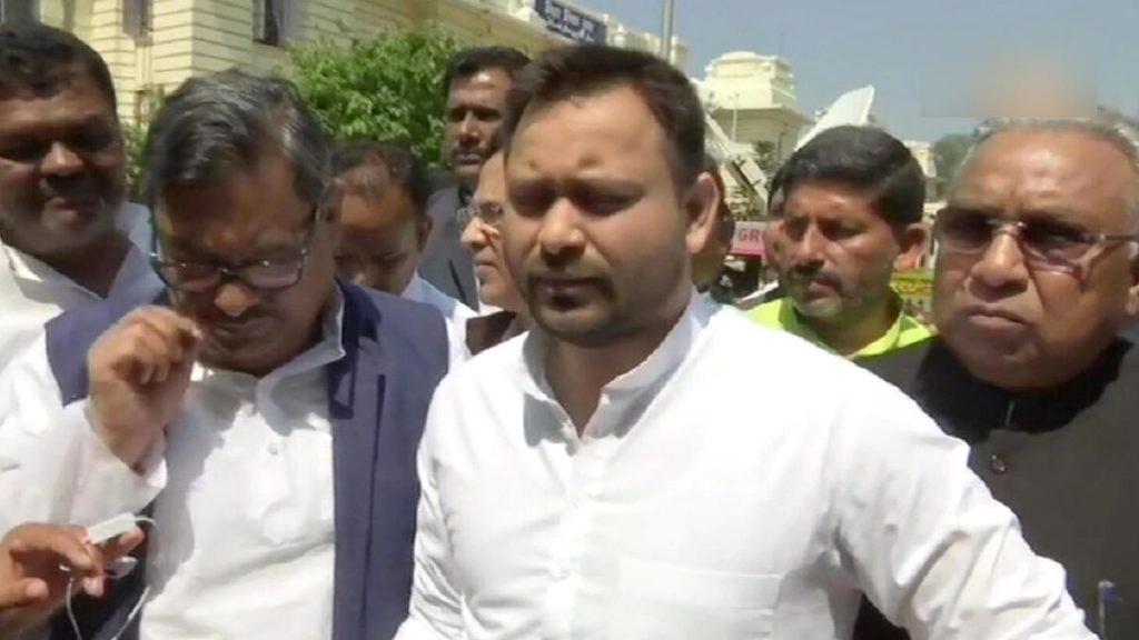 किसानों को लेकर सियासत तेज, तेजस्वी बोले-दम है तो गिरफ्तार करे सरकार, किसानों के लिए FIR क्या फांसी भी मंजूर