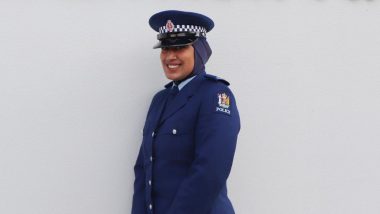 न्यूजीलैंड पुलिस ने यूनिफार्म में की हिजाब की पेशकश, इसे पहनने वाली कांस्टेबल जीना अली ने कहा- गर्व महसूस कर रही हूं