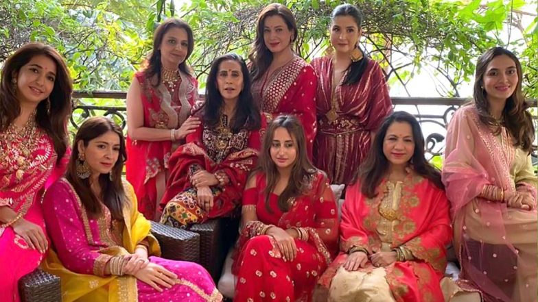 Karwa Chauth 2020: वरुण धवन की गर्लफ्रेंड नताशा दलाल ने सुनीता कपूर और दूसरे सेलेब्स के साथ मनाया त्योहार (Photo)