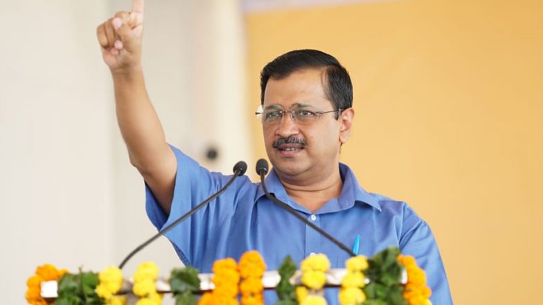 Delhi: मुख्यमंत्री अरविंद केजरीवाल पहुंचे DDU अस्पताल, ICU बेड 50 से बढ़ाकर 100 किए गए