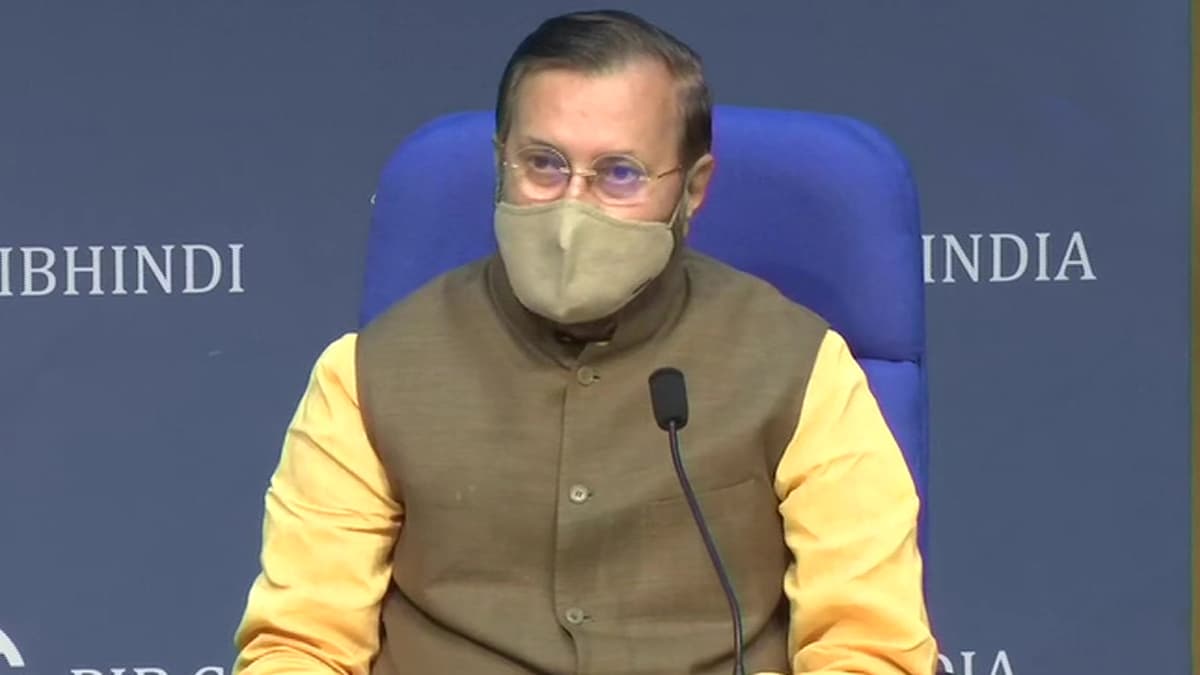 TRP Scam: टीआरपी पर केंद्रीय मंत्री जावडेकर का बड़ा बयान, कहा- 50 हजार घरों से 22 करोड़ की राय नहीं माप सकते?