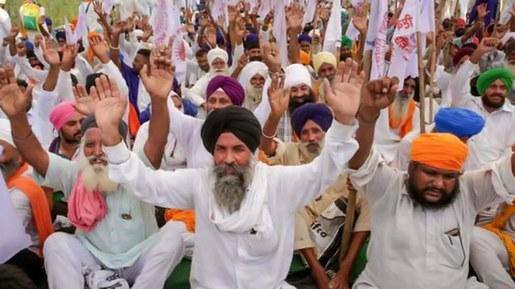 शिरोमणि अकाली दल की रैली के दौरान पुलिसकर्मियों पर किसानों ने फेंके पत्थर,  200-250  लोगों के खिलाफ FIR दर्ज 