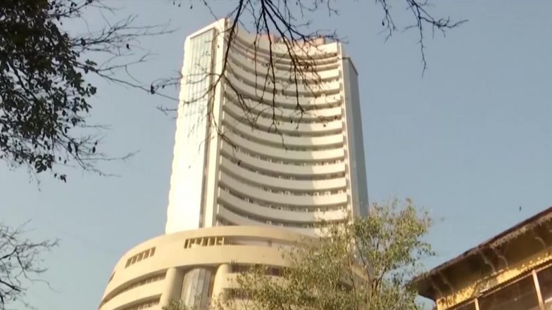 Share Market: प्रमुख सूचकांक फिर नई ऊंचाइयों पर, Sensex 100 अंक चढ़ा, Nifty में भी बढ़त