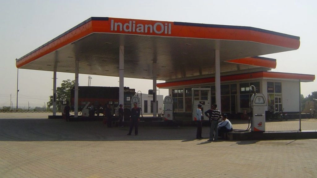 पेट्रोल, डीजल के दाम में लगातार चौथे दिन भी इजाफा, जानें क्या कीमत 