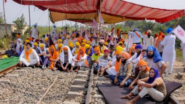 Punjab Farmer Protests: पंजाब में रेल सेवाओं को शुरू करने के लिए मुख्यमंत्री अमरिंदर सिंह ने केंद्रीय गृहमंत्री अमित शाह से हस्तक्षेप की मांग की