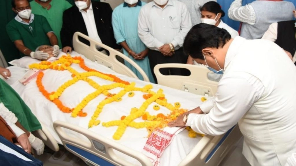 असम के पूर्व मुख्यमंत्री तरुण गोगोई को हजारों लोगों ने दी श्रद्धांजलि
