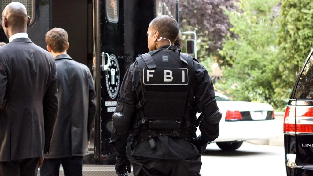 FBI की 10 वांटेड की लिस्ट में भारतीय मूल का है एक शख्स,  सिर पर 100,000 का डॉलर इनाम