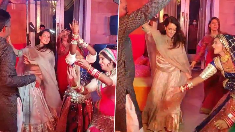 Kangana Ranaut ने भाई अक्षत की मेहंदी सेरेमनी में अपने डांस से सजाई महफिल, देखें उदयपुर से ये सेलिब्रेशन का Video