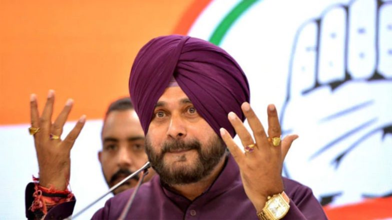 कांग्रेस नेता नवजोत सिद्धू को पुलिस ने दिल्ली में प्रवेश से रोका, बाद में मिली एंट्री; 'रिले धरना' में सीएम अमरिंदर सिंह का देंगे साथ
