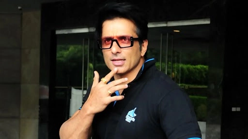 फिल्म अभिना  सोनू सूद को  चुनाव आयोग ने बनाया पंजाब  स्टेट आइकन