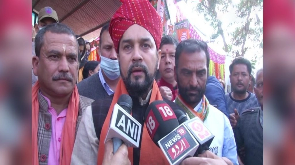 किसान आंदोलन: अनुराग ठाकुर का विपक्ष पर तंज कसते हुए कहा-कुछ ताकतें किसानों को गुमराह कर रही हैं